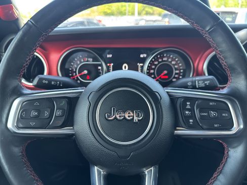 Used 2022 Jeep Wrangler Unlimited Rubicon w/ Safety Group AWD/4WD image 10
