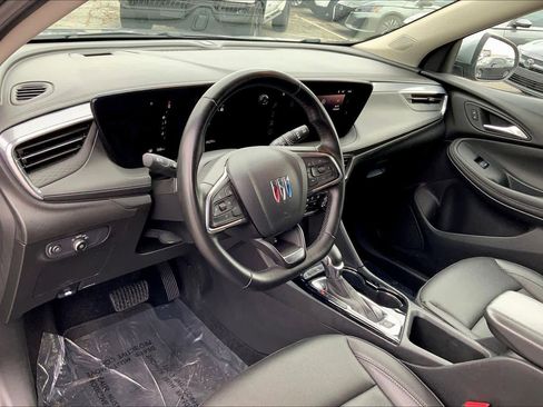 Used 2024 Buick Encore GX Sport Touring image 17