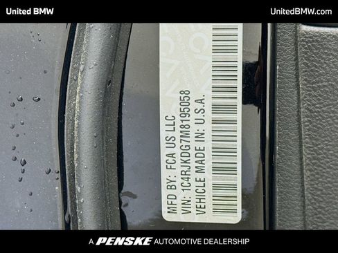 Used 2021 Jeep Grand Cherokee L Overland w/ Luxury Tech Group IV image 16