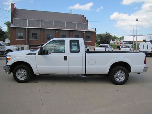 Used 2015 Ford F250 XL w/ XL Value Package RWD image 2