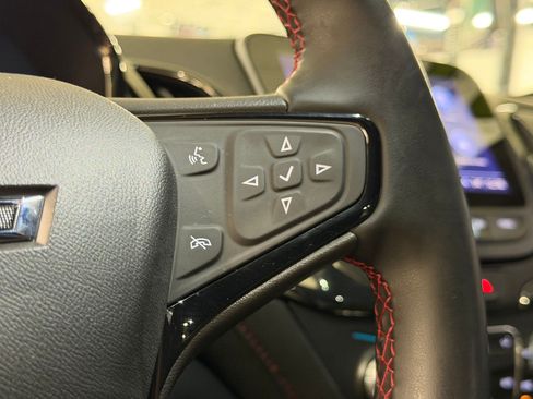 Used 2023 Chevrolet Equinox RS FWD image 27