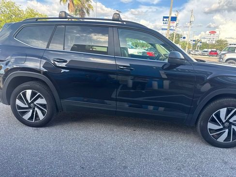 Used 2024 Volkswagen Atlas SE FWD image 4