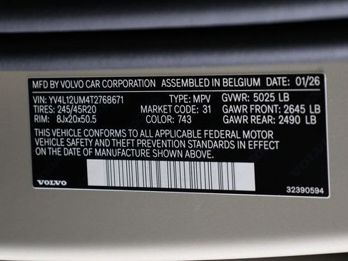 New 2026 Volvo XC40 B5 Ultra w/ Climate Package AWD/4WD image 17