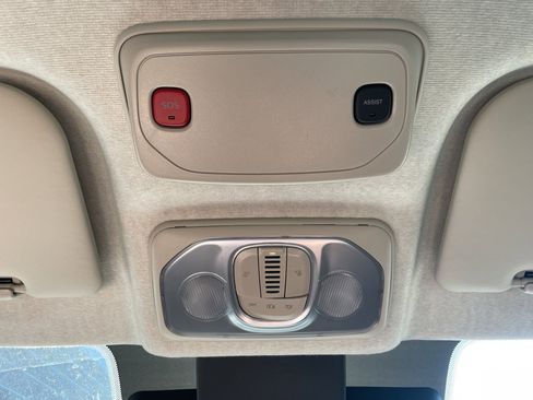 New 2025 RAM ProMaster 3500 w/ Quick Order Package 22G SLT image 16