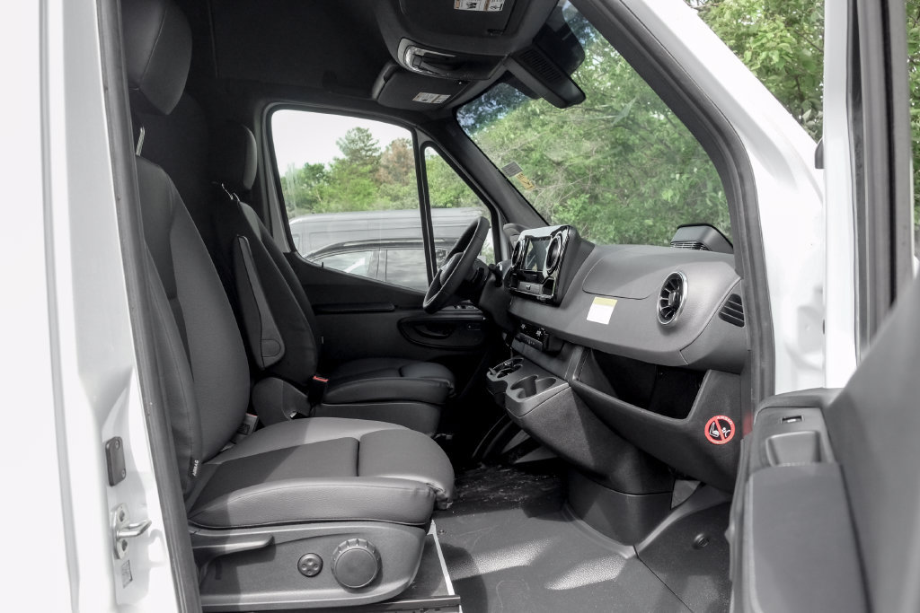 Used 2026 Mercedes-Benz Sprinter 2500 image 20