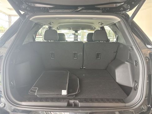 Used 2023 Chevrolet Equinox LT image 15