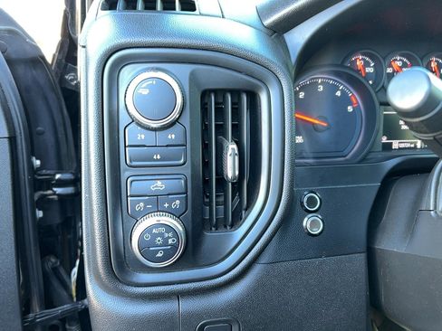 Used 2022 GMC Sierra 3500 Pro w/ Convenience Package image 15