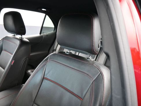 Used 2022 Chevrolet Equinox RS w/ RS Leather Package image 16
