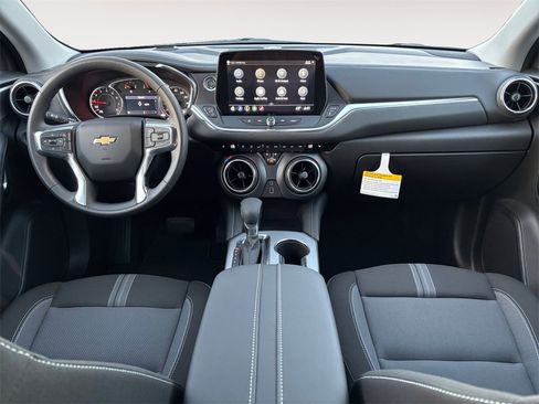 New 2025 Chevrolet Blazer LT w/ Driver Confidence Package image 10