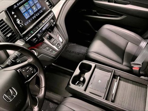 Used 2025 Honda Odyssey Sport-L image 17