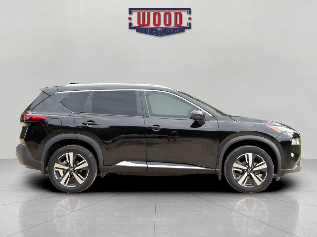 Used 2023 Nissan Rogue SL AWD/4WD image 2
