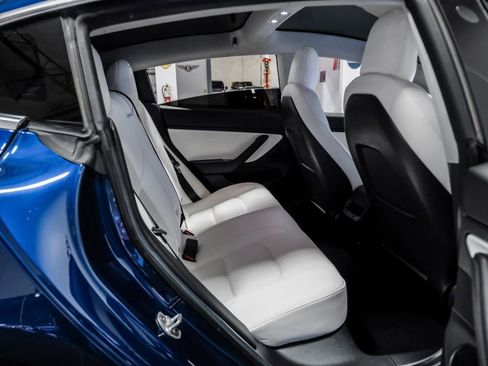 Used 2019 Tesla Model 3 Long Range AWD/4WD image 29