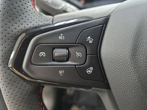 New 2026 Chevrolet Trax RS w/ Sunroof Package image 17