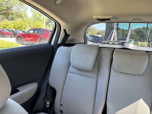 Used 2019 Honda HR-V LX image 17