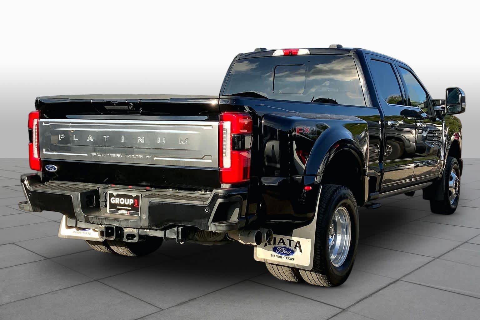 Used 2024 Ford F350 Platinum AWD/4WD image 13