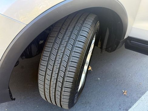 Used 2017 Ford Explorer FWD image 20