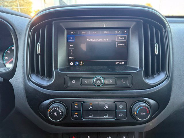 Used 2022 Chevrolet Colorado W/T w/ WT Convenience Package AWD/4WD image 7