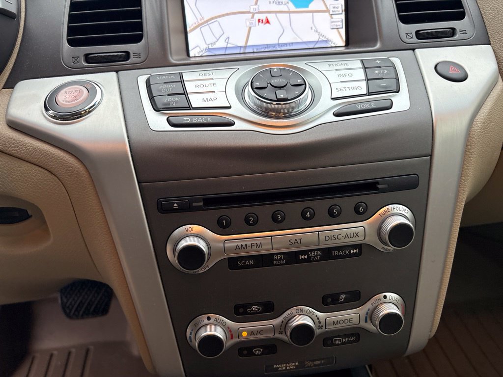 Used 2014 Nissan Murano LE w/ Platinum Edition Package AWD/4WD image 14