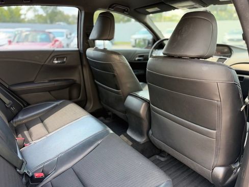 Used 2016 Honda Accord Sport image 23