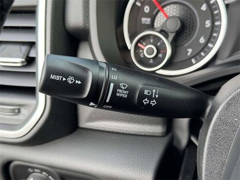 New 2026 RAM 1500 4x4 Crew Cab image 13