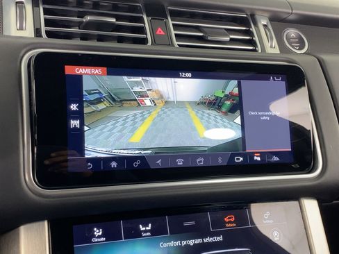 Used 2019 Land Rover Range Rover Long Wheelbase Supercharged image 25