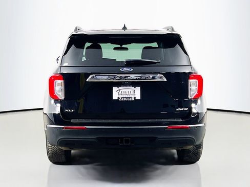 Used 2023 Ford Explorer XLT w/ Class IV Trailer Tow Package image 6