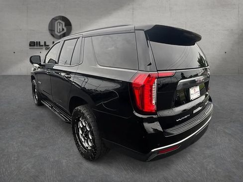 Used 2022 GMC Yukon AT4 w/ Technology Package AWD/4WD image 10