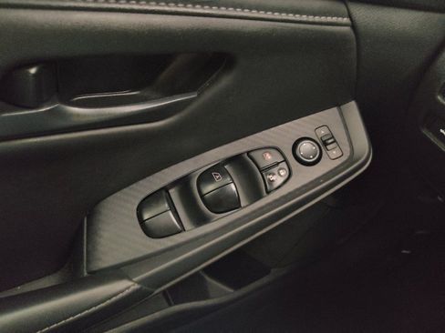 Used 2024 Nissan Sentra S FWD image 27