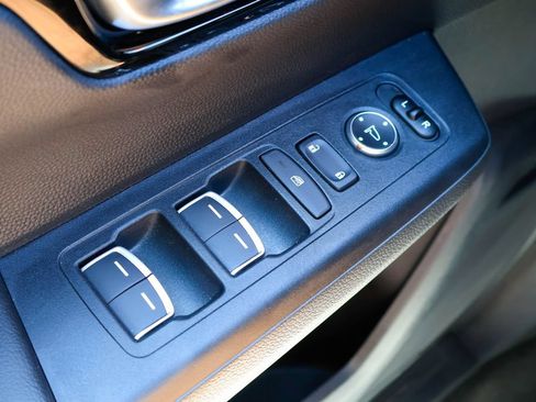 Used 2025 Honda CR-V Sport Touring image 17