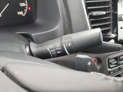 Certified 2025 Honda Ridgeline RTL image 29