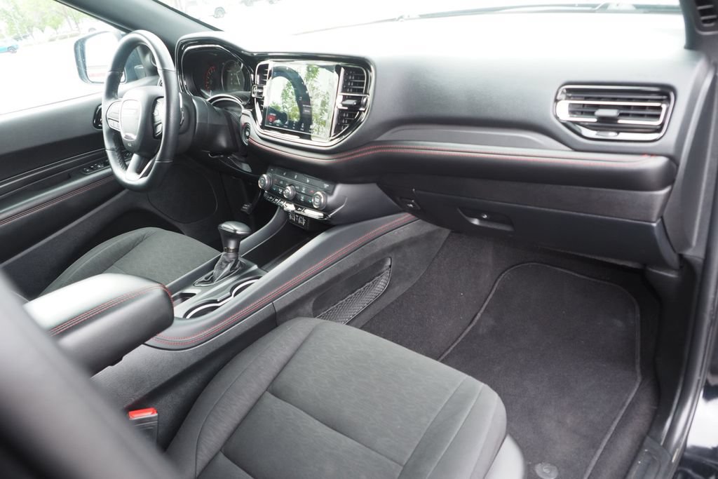 Used 2025 Dodge Durango GT AWD/4WD image 21