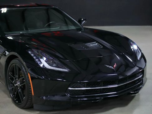 Used 2015 Chevrolet Corvette Stingray Coupe w/ ZF1 Appearance Package image 3