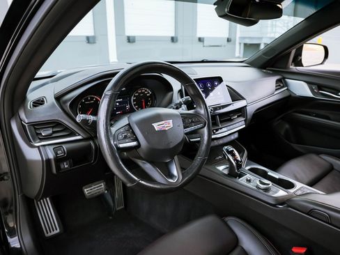 Used 2020 Cadillac CT4 V w/ Climate Package image 8