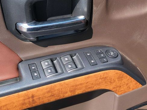 Used 2014 Chevrolet Silverado 1500 High Country w/ High Country Premium Package AWD/4WD image 22