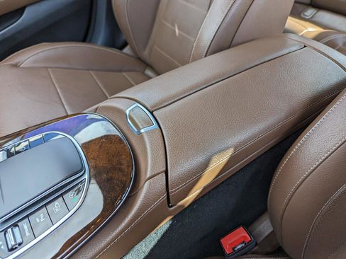 Used 2022 Mercedes-Benz E 350 4MATIC Sedan image 29