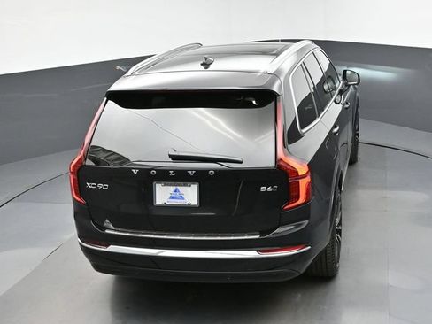 New 2026 Volvo XC90 B6 Plus w/ Protection Package Premier AWD/4WD image 49