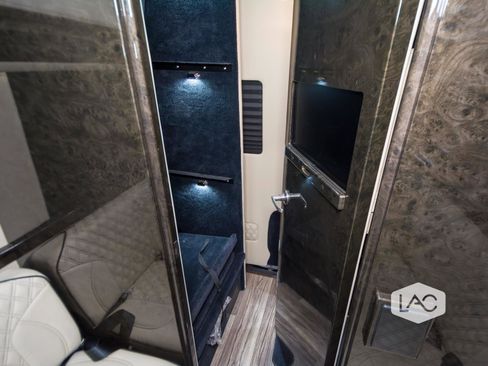 Used 2020 Mercedes-Benz Sprinter 3500 image 13