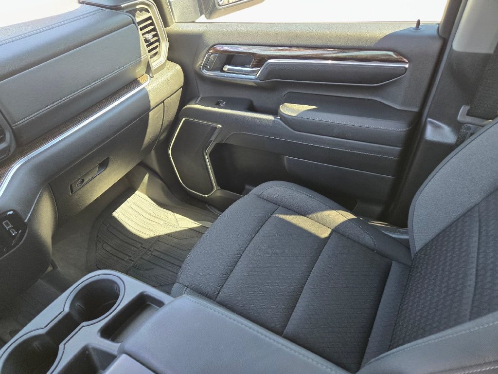 Used 2024 GMC Sierra 2500 SLE w/ SLE Value Package; AWD/4WD image 19