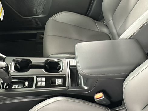 New 2026 Subaru Outback Limited XT AWD/4WD image 34