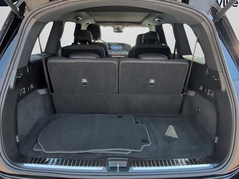 Used 2025 Mercedes-Benz GLS 450 4MATIC image 41