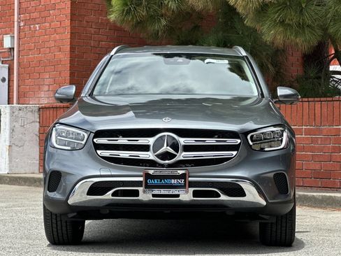 Certified 2022 Mercedes-Benz GLC 300 w/ Premium Package Lite image 11