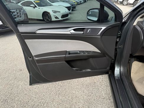 Used 2015 Ford Fusion S FWD image 10