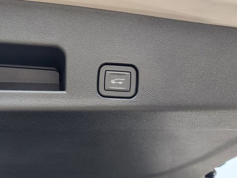 New 2026 GMC Acadia AT4 w/ Luxury Package image 52