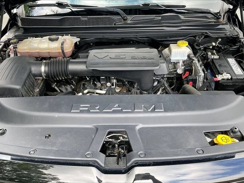 Used 2022 RAM 1500 Big Horn AWD/4WD image 36