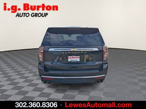 Used 2024 Chevrolet Suburban High Country image 5