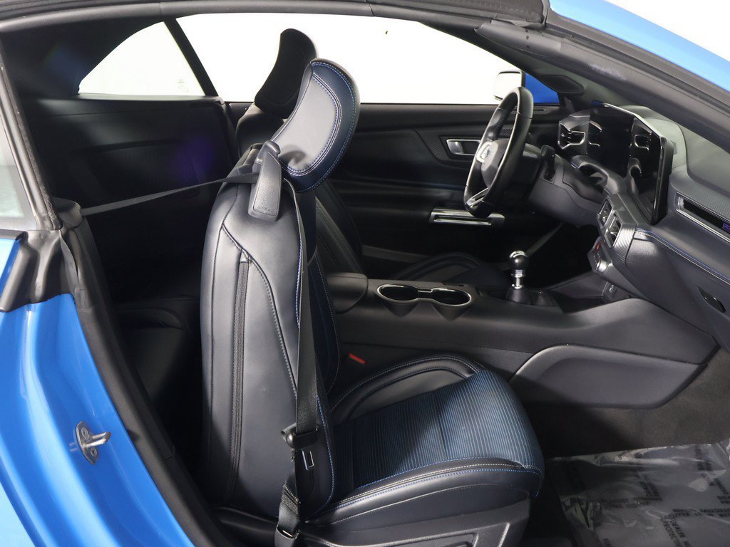 Used 2025 Ford Mustang GT Premium w/ California Special Package RWD image 30