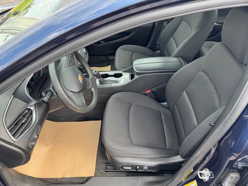 Certified 2020 Chevrolet Malibu LT FWD image 11