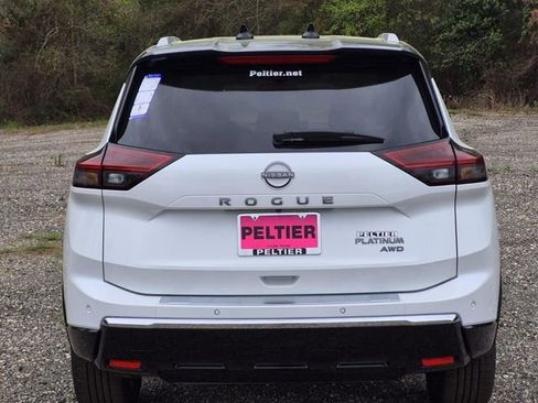 New 2026 Nissan Rogue Platinum w/ Tech Package image 4
