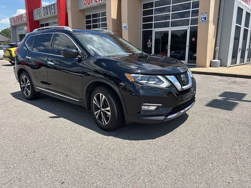 Certified 2018 Nissan Rogue SL w/ Premium Package FWD image 2