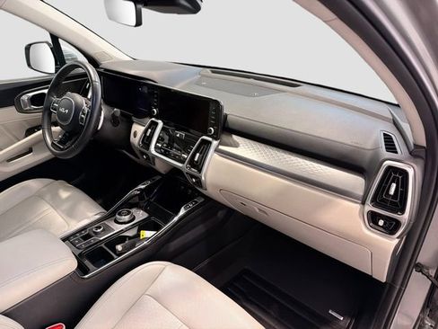 Used 2024 Kia Sorento SX Prestige w/ Panoramic Sunroof Package AWD/4WD image 27